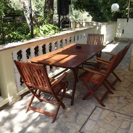 Apartment In 43077 Povile