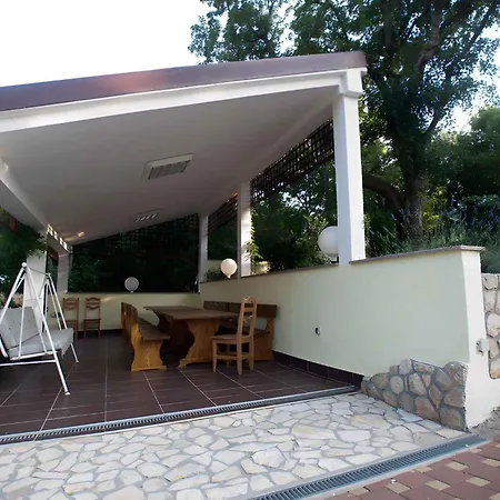 Apartment In 43077 Povile