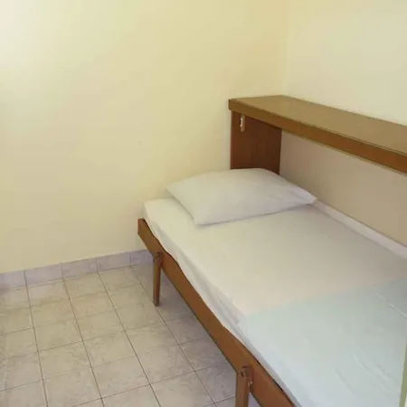 Apartment In 43077 Povile
