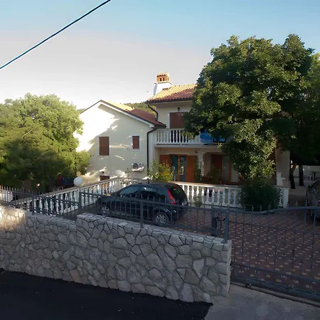 Apartment In 43077 Povile